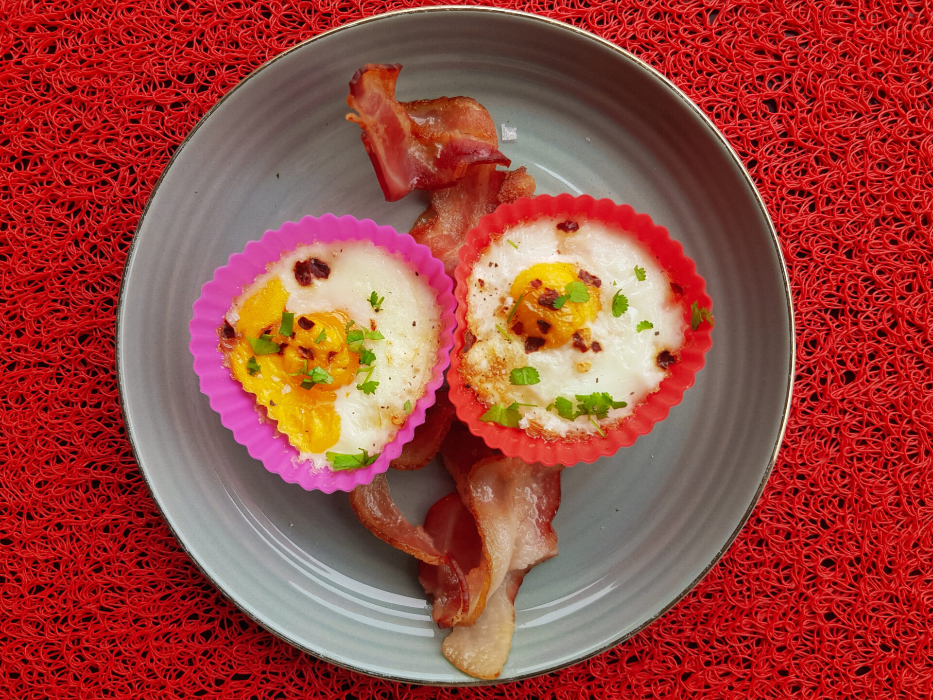 Airfried Egg (in a cup) and Bacon Air Fryer Chick Super Quick Breakfast